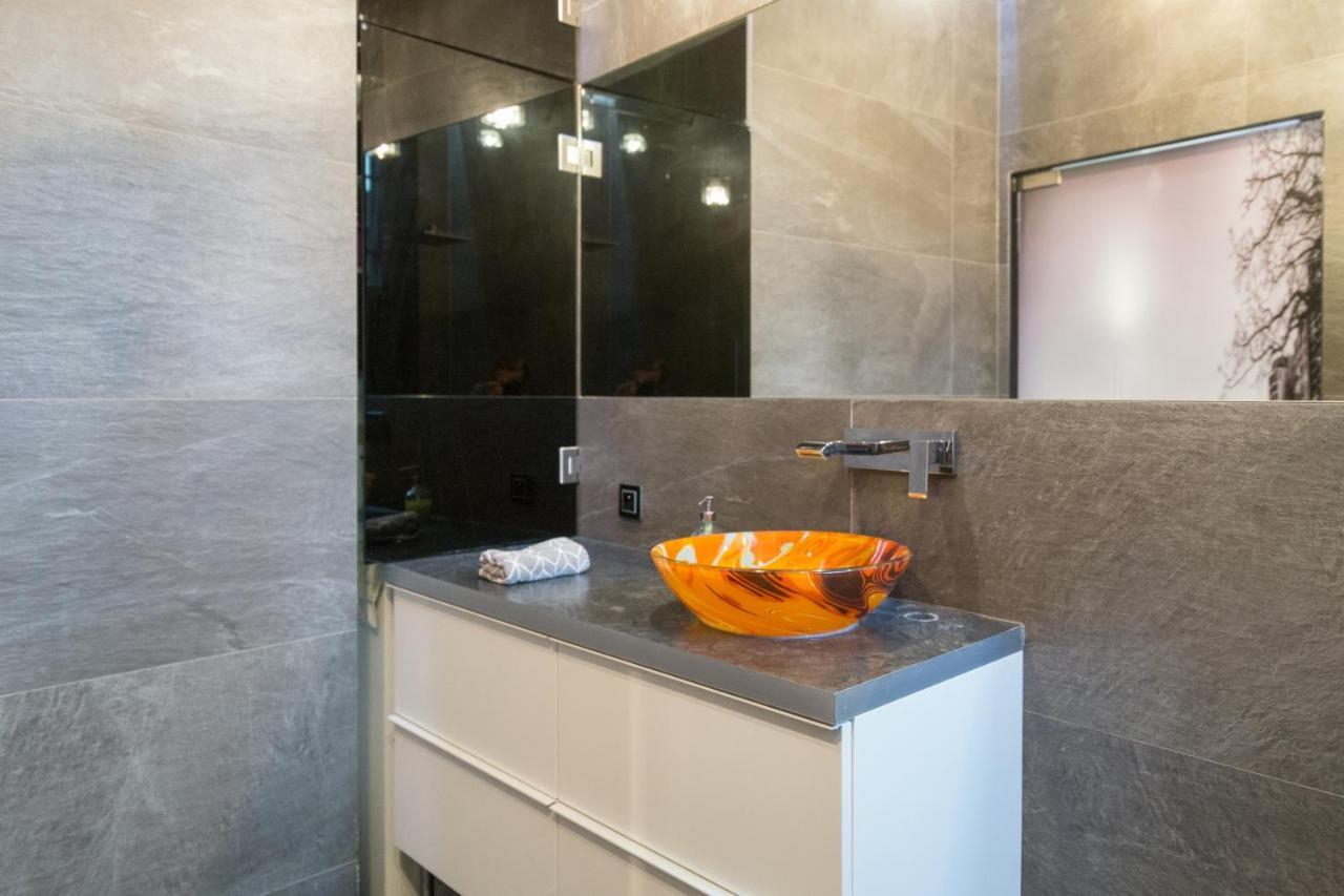 Modern, Stylish And Comfy In Trendy Jewish Quarter Διαμέρισμα Krasków Εξωτερικό φωτογραφία